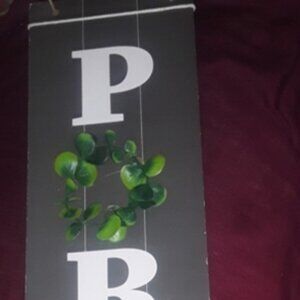 Vertical Wooden Decorative Sign Plaque Wreath Interchangeable, Gray, Farmhouse